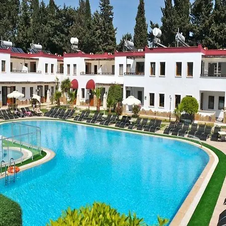 מלון Cherry טורגוטריס